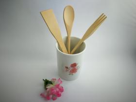Complementos de baño 8012 - Bote de cocina con utensilios de madera flor rosa